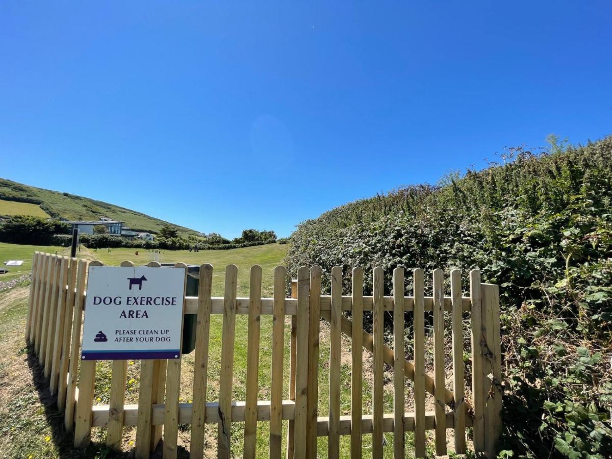 Croyde Bay Hotel Or Self Catering المظهر الخارجي الصورة
