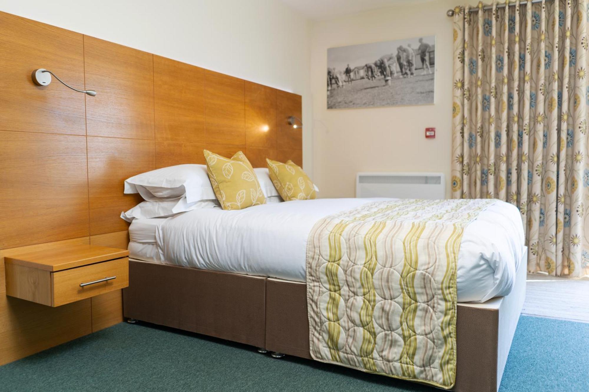 Croyde Bay Hotel Or Self Catering المظهر الخارجي الصورة