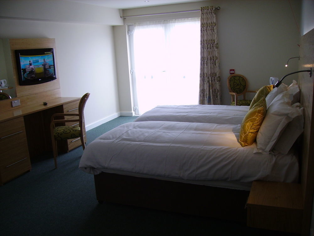 Croyde Bay Hotel Or Self Catering المظهر الخارجي الصورة